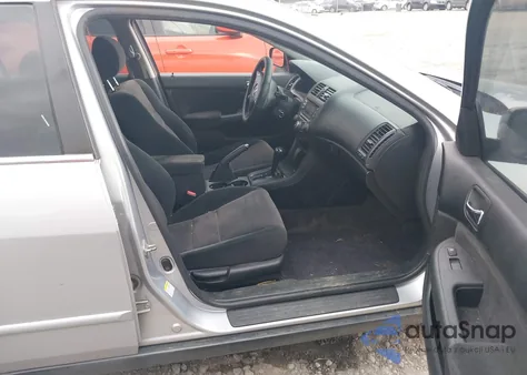 2004 Honda Accord 3.0 Lx z USA, uszkodzony, nr VIN 1HGCM66304A065891